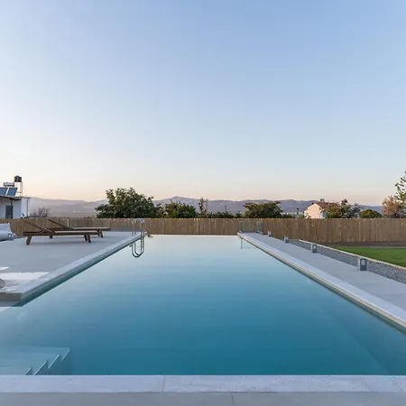 Ergini Country With Bio Infinity Pool & Panagia (Heraklion)